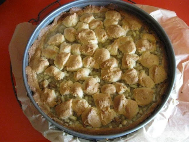 Rezept: Apfelkuchen mit Walnuss und Streusel Bild Nr. 12 Apfelkuchen mit Walnuss und Streusel - Rezept - Bild Nr. 12