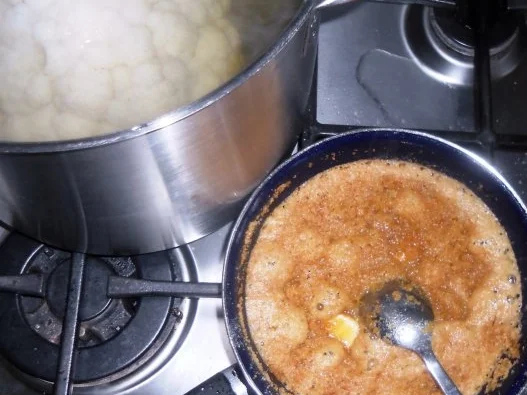 Rezept: Lammkeule à la "Oòrndrasch" in einer Steinpilz - Sahnesauce (Rzpt. um 2015) Bild Nr. 47 Lammkeule à la "Oòrndrasch" in einer Steinpilz - Sahnesauce (Rzpt. um 2015) - Rezept - Bild Nr. 47