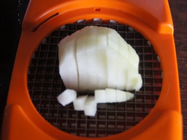 Rezept: Puten Ministeaks mit Kohlrabistiften und Möhrenblüten Bild Nr. 5 Puten Ministeaks mit Kohlrabistiften und Möhrenblüten - Rezept - Bild Nr. 5