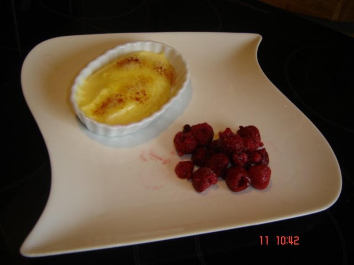 Creme catalan mit Himbeeren - Rezept mit Bild - kochbar.de
