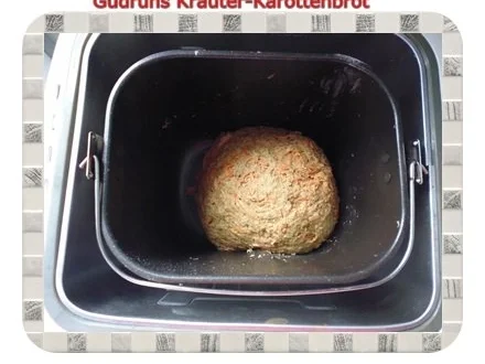 Brot: Karottenbrot für Ostern - Rezept - Bild Nr. 11