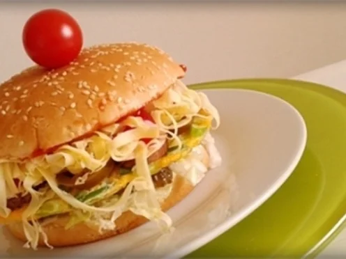 Rezept: Spezieller Frühlings XXL Hamburger nach Art des Hauses Bild Nr. 6 Spezieller Frühlings XXL Hamburger nach Art des Hauses - Rezept - Bild Nr. 6