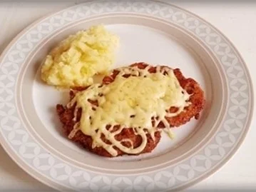Überbackenes Schnitzel mit Rotkohl und Stampfkartoffeln - Rezept - Bild Nr. 16