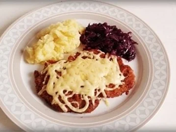 Überbackenes Schnitzel mit Rotkohl und Stampfkartoffeln - Rezept - Bild Nr. 17