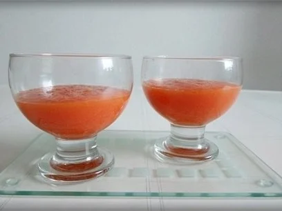 Rezept: Fruchtsafthaltiger Papaya-Ingwer-Orange-Limette Smoothie Bild Nr. 2 Fruchtsafthaltiger Papaya-Ingwer-Orange-Limette Smoothie - Rezept - Bild Nr. 2