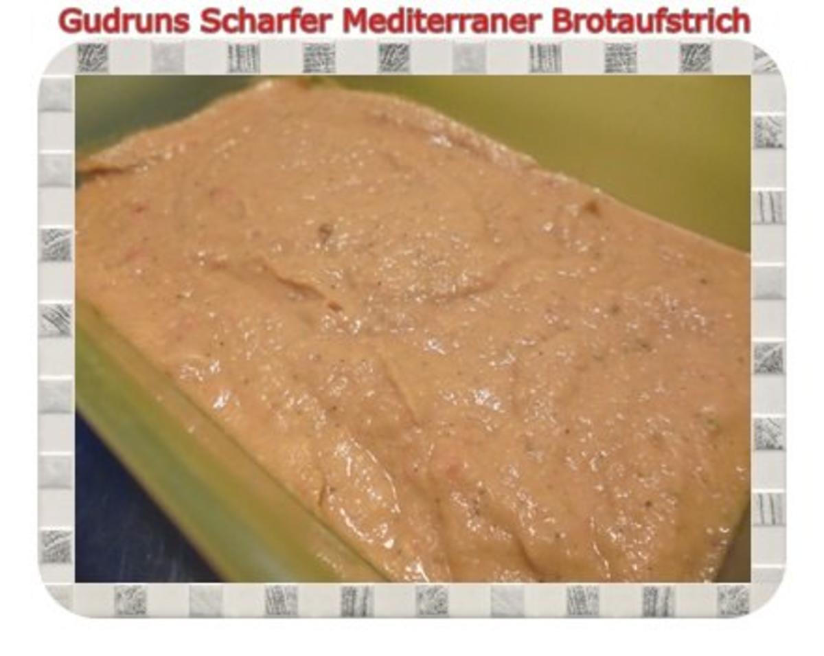 Brotaufstrich: Scharfer mediterraner Brotaufstrich - Rezept