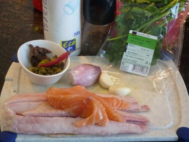 Rezept: Lachs Tartar auf Rucolablätter Lachs Tartar auf Rucolablätter - Rezept