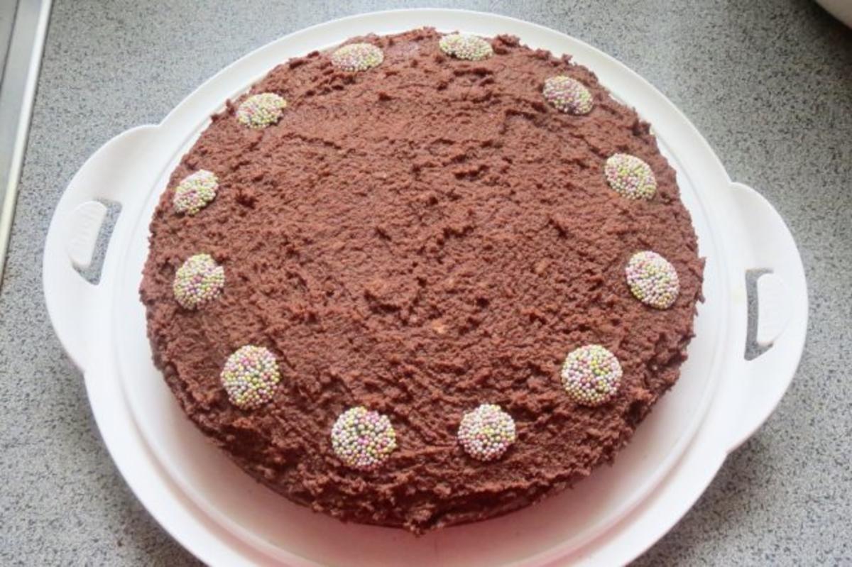 Backen: Schokoladen-Torte mit Frischkäse - Rezept - Bild Nr. 6