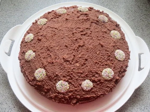 Rezept: Backen: Schokoladen-Torte mit Frischkäse Bild Nr. 6 Backen: Schokoladen-Torte mit Frischkäse - Rezept - Bild Nr. 6