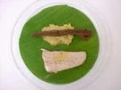 Tunfisch an Bananen-Chutney und Nussbrot - Rezept