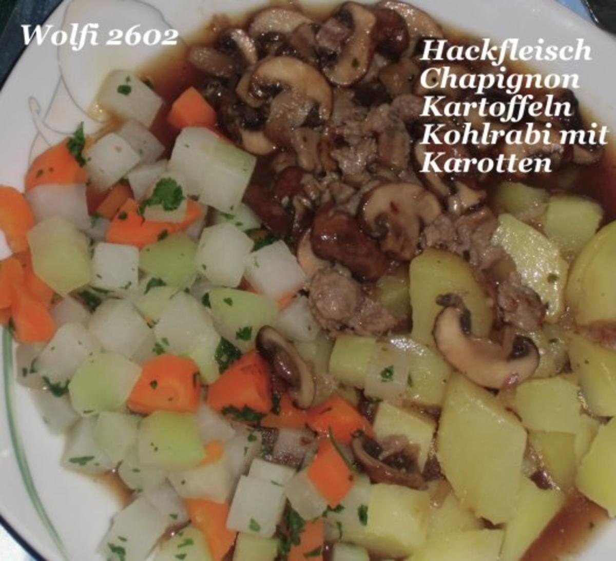 Gemüse : mit Thüringer Hackfleisch in brauner Champignon-Soße, Kohlrabi und Karotte - Rezept