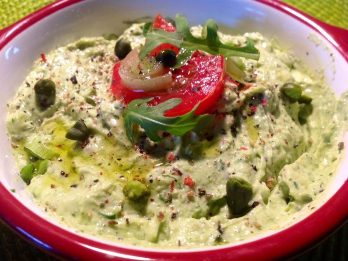 Rucola Käsecreme mit Pistazien - einfach - 103 kcal/100g