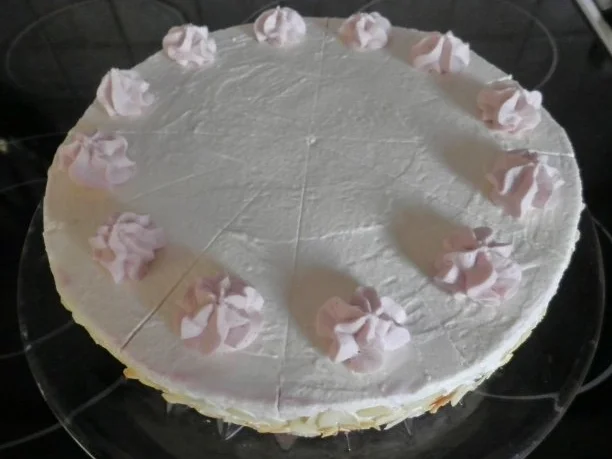 Rezept: Himbeer - Käse - Sahne - Torte ... Bild Nr. 22 Himbeer - Käse - Sahne - Torte ... - Rezept - Bild Nr. 22