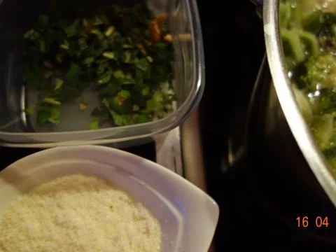 Rezept: Gemüsesupperl frei nach Waltl Bild Nr. 17 Gemüsesupperl frei nach Waltl - Rezept - Bild Nr. 17