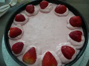 Rhabarber - Erdbeere - Torte mit einer besonderen Note. - Rezept