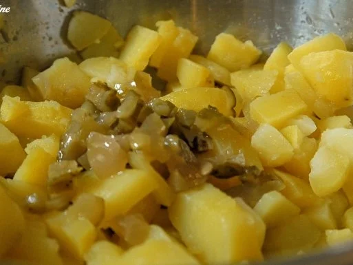 Rezept: Bärlauch-Joghurt-Kartoffelsalat Bild Nr. 3 Bärlauch-Joghurt-Kartoffelsalat - Rezept - Bild Nr. 3