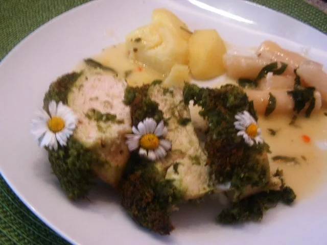 Rezept: Hähnchenbrust mit Bärlauchkruste Hähnchenbrust mit Bärlauchkruste - Rezept