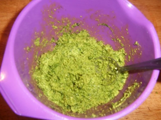 Rezept: Hähnchenbrust mit Bärlauchkruste Bild Nr. 6 Hähnchenbrust mit Bärlauchkruste - Rezept - Bild Nr. 6