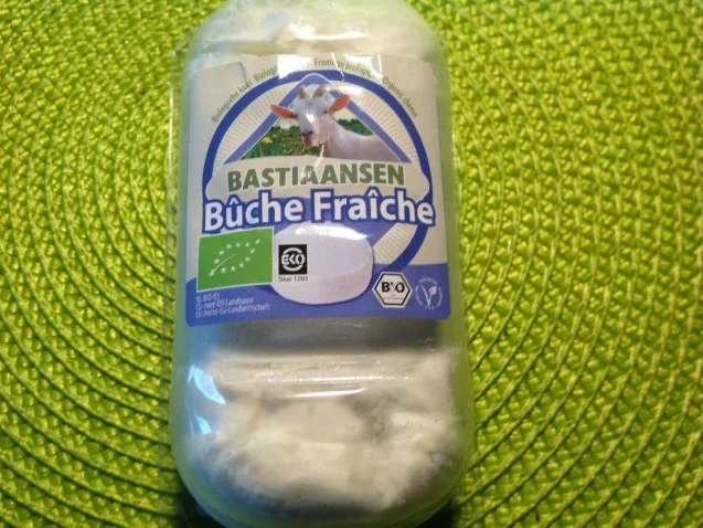 Rezept: grüner Spargel mit Pinienkernen und Parmaschinkenröllchen aus dem Ofen Bild Nr. 8 grüner Spargel mit Pinienkernen und Parmaschinkenröllchen aus dem Ofen - Rezept - Bild Nr. 8