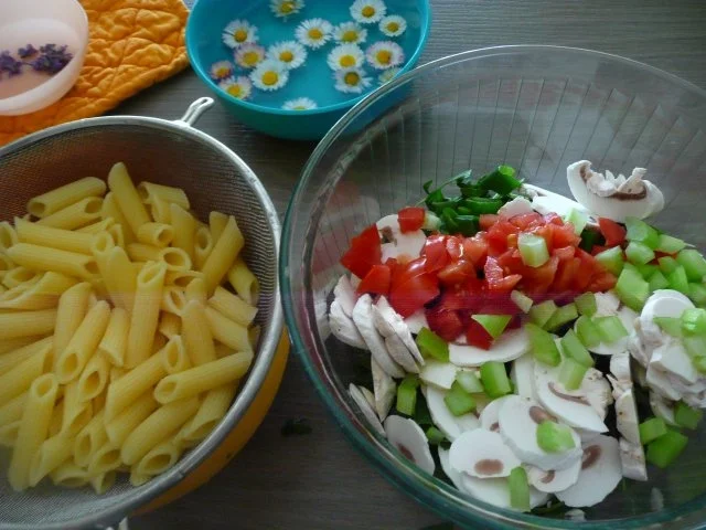 Rezept: Nudelsalat aus der Jagdhütte ! Bild Nr. 2 Nudelsalat aus der Jagdhütte ! - Rezept - Bild Nr. 2