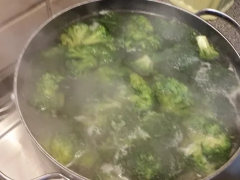 Rezept: Fisch : Leon's Forelle Müllerin Bild Nr. 10 Fisch : Leon's Forelle Müllerin - Rezept - Bild Nr. 10