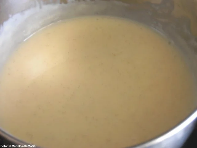 Vanillesoße (selbstgemacht) - Rezept - Bild Nr. 2