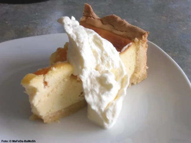 Rezept: Schmandkuchen Bild Nr. 3 Schmandkuchen - Rezept - Bild Nr. 3