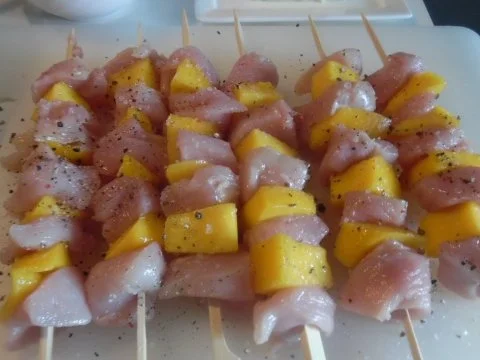 Spargel-Safran-Risotto mit Hähnchen-Mango-Spiess - Rezept - Bild Nr. 2