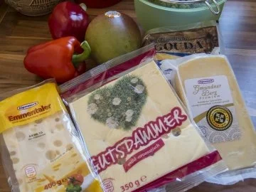 Rezept: Salate: Gute Laune Käsesalat Bild Nr. 3 Salate: Gute Laune Käsesalat - Rezept - Bild Nr. 3