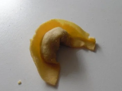 Tortellinis mit Pilzfüllung auf Tomaten-Mango-Sugo - Rezept - Bild Nr. 5