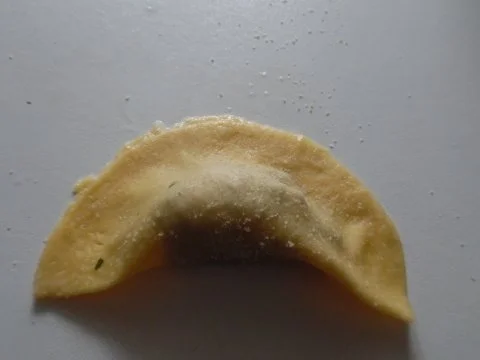 Tortellinis mit Pilzfüllung auf Tomaten-Mango-Sugo - Rezept - Bild Nr. 6