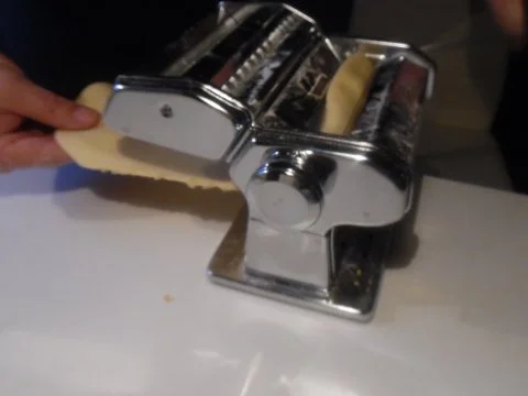 Tortellinis mit Pilzfüllung auf Tomaten-Mango-Sugo - Rezept - Bild Nr. 7