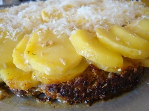 Rezept: Hacktorte mit Kartoffelhaube Bild Nr. 7 Hacktorte mit Kartoffelhaube - Rezept - Bild Nr. 7