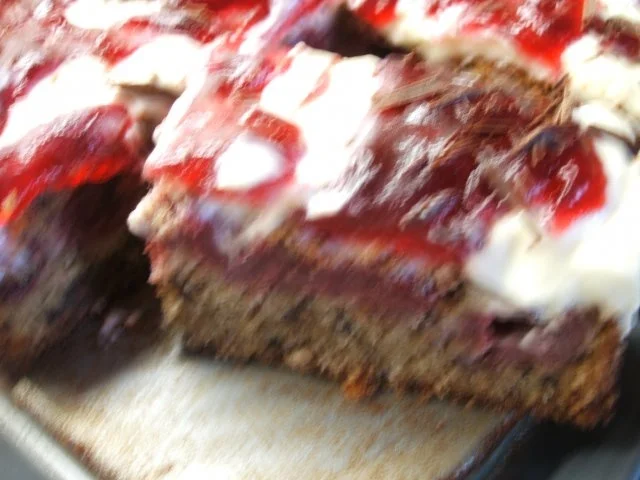 Rezept: Backen: Kirschkuchen unter der Haube Bild Nr. 9 Backen: Kirschkuchen unter der Haube - Rezept - Bild Nr. 9