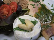 Fisch: Geräucherte Forelle mit Spargelmousse und Bärlauchsoße - Rezept