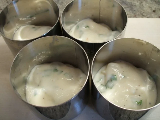 Fisch: Geräucherte Forelle mit Spargelmousse und Bärlauchsoße - Rezept - Bild Nr. 7