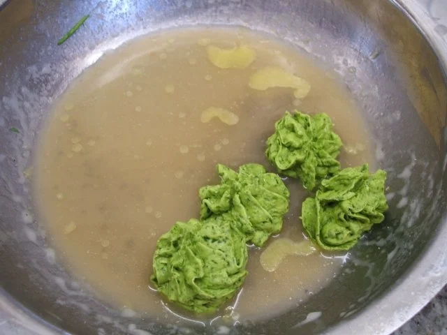 Fisch: Geräucherte Forelle mit Spargelmousse und Bärlauchsoße - Rezept - Bild Nr. 8