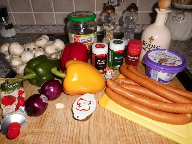 Rezept: Paprika-Würstchen-Gulasch>> Bild Nr. 2 Paprika-Würstchen-Gulasch>> - Rezept - Bild Nr. 2