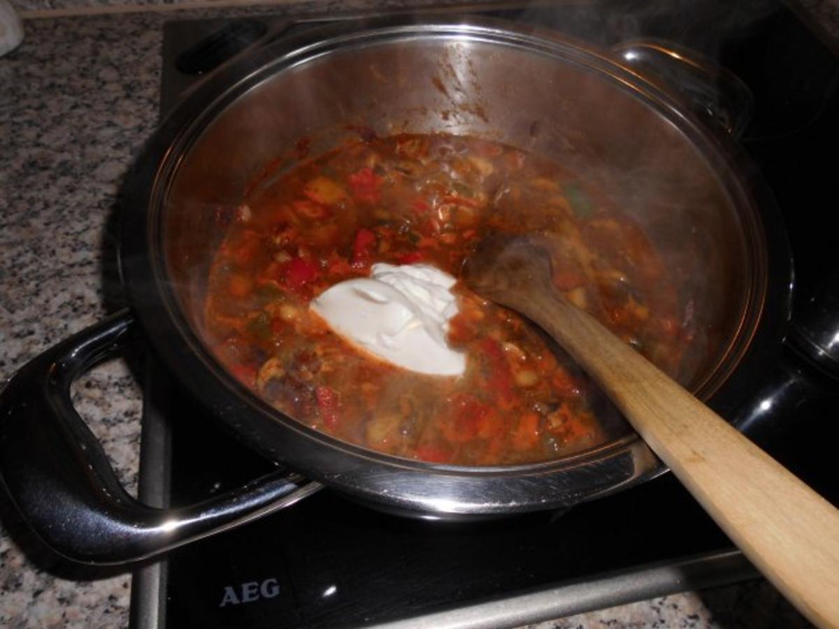 Paprika-Würstchen-Gulasch>> - Rezept - Bild Nr. 8