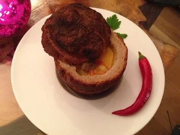 Transsilvanische Suppe im Brotlaib - Rezept