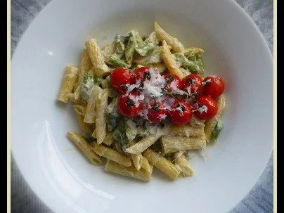 Penne Rigate mit gebratenem Spargel,Ziegenkäse und Kirschtomaten - Rezept - Bild Nr. 5