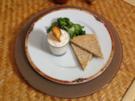 Gorgonzola-Frischkäse-Mousse an Vogerlsalat - Rezept