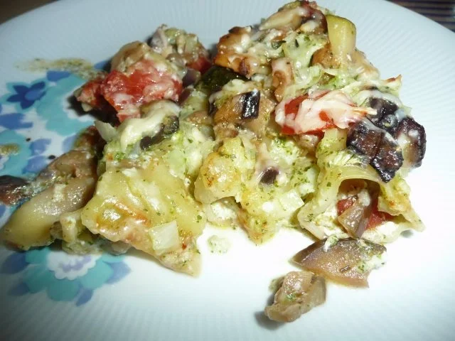 Rezept: Cannelloni Mediterran in Bärlauch - Bechamelsoße überbacken . Bild Nr. 10 Cannelloni Mediterran in Bärlauch - Bechamelsoße überbacken . - Rezept - Bild Nr. 10