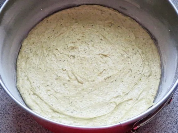 Rezept: Backen: Quark-Obst-Torte mit Pistazienboden Bild Nr. 3 Backen: Quark-Obst-Torte mit Pistazienboden - Rezept - Bild Nr. 3