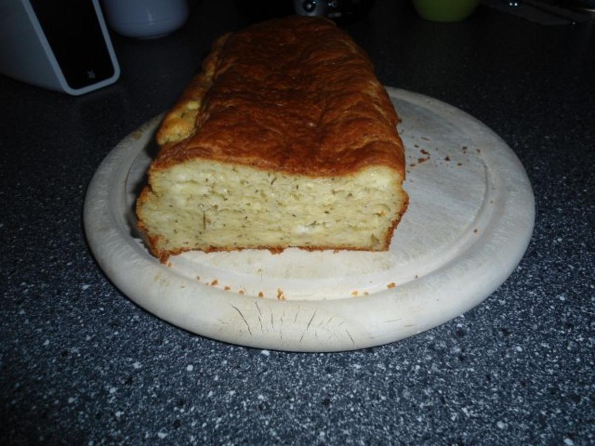 Kräuterbrot mit Schafskäse - Rezept mit Bild - kochbar.de