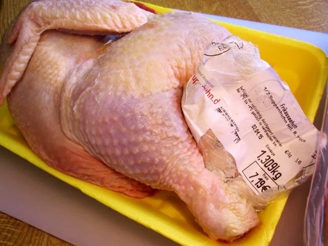 Rezept: Ein halbes Suppenhuhn in Kapernsoße Bild Nr. 2 Ein halbes Suppenhuhn in Kapernsoße - Rezept - Bild Nr. 2