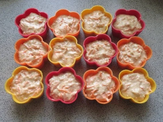 Rezept: Backen: Möhren-Muffins Bild Nr. 3 Backen: Möhren-Muffins - Rezept - Bild Nr. 3