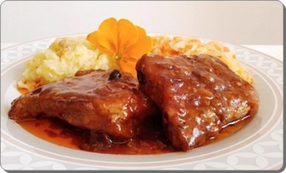 Langsam geschmorte Rippchen mit eigenem Bratensaft nappiert - Rezept ...