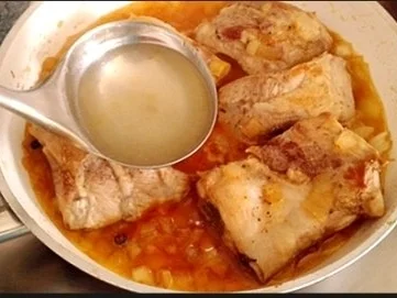 Rezept: Langsam geschmorte Rippchen mit eigenem Bratensaft nappiert Bild Nr. 14 Langsam geschmorte Rippchen mit eigenem Bratensaft nappiert - Rezept - Bild Nr. 14