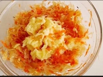 Rezept: Langsam geschmorte Rippchen mit eigenem Bratensaft nappiert Bild Nr. 21 Langsam geschmorte Rippchen mit eigenem Bratensaft nappiert - Rezept - Bild Nr. 21